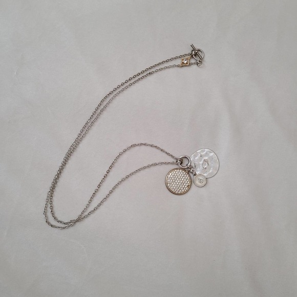 Premier Designs Chose to Shine Convertable Silver - Picture 2 of 5